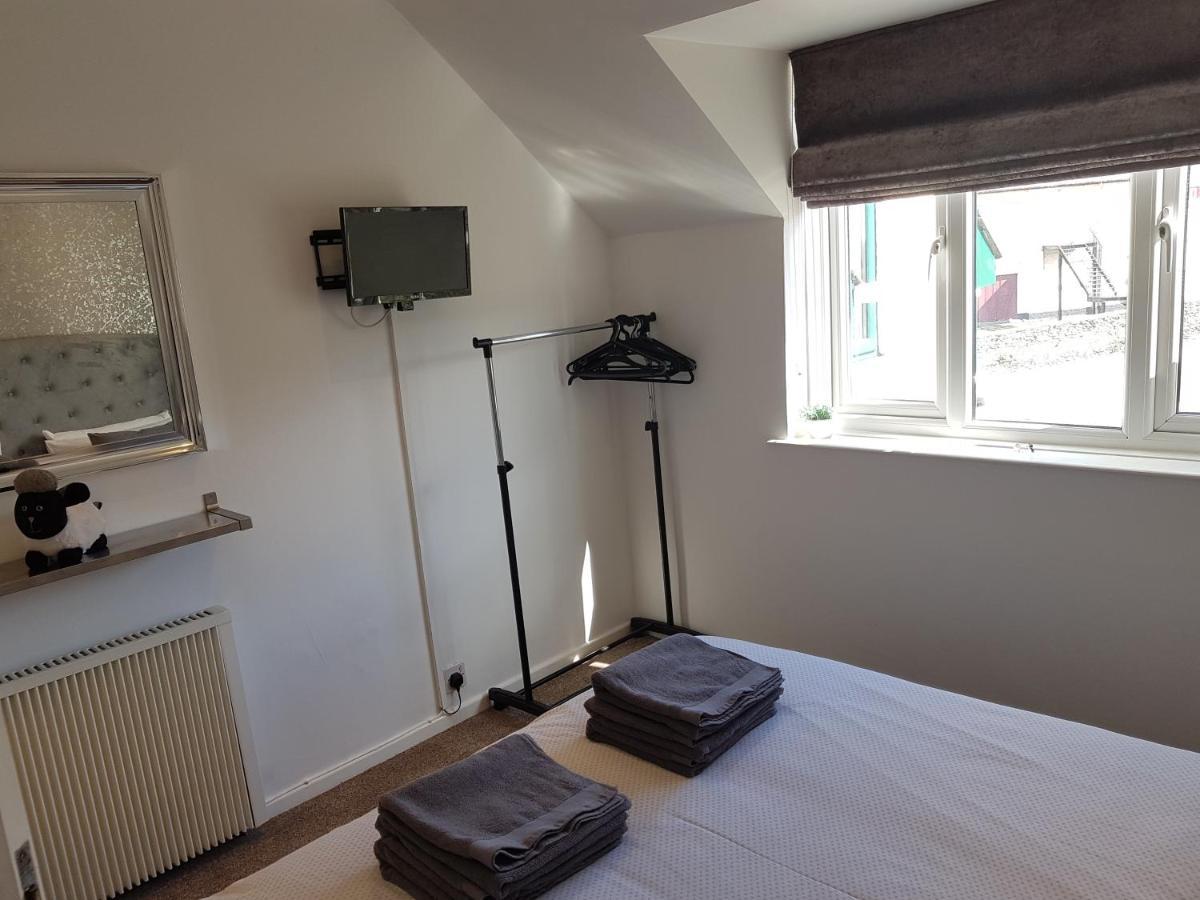 Bowness On Windermere, Lovely Apartment For 4 With Parking Екстериор снимка