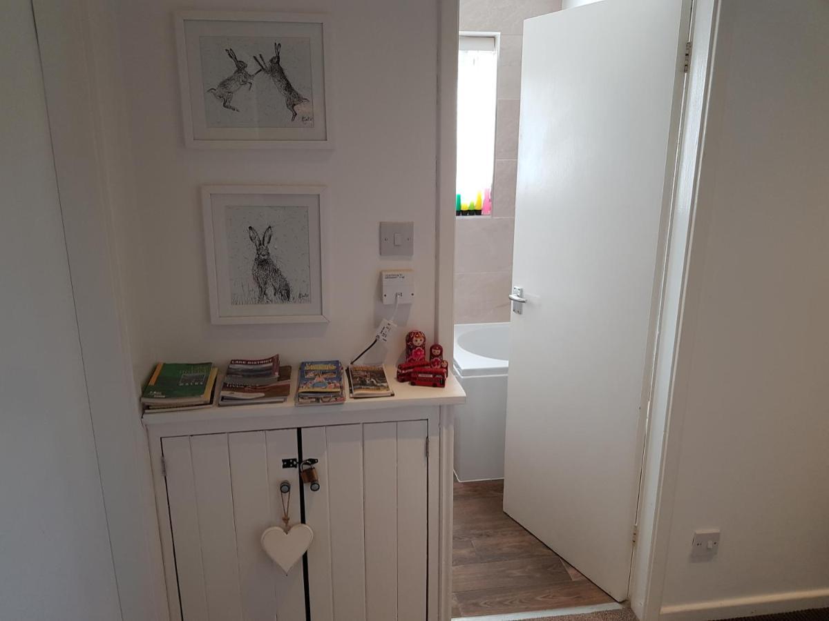 Bowness On Windermere, Lovely Apartment For 4 With Parking Екстериор снимка
