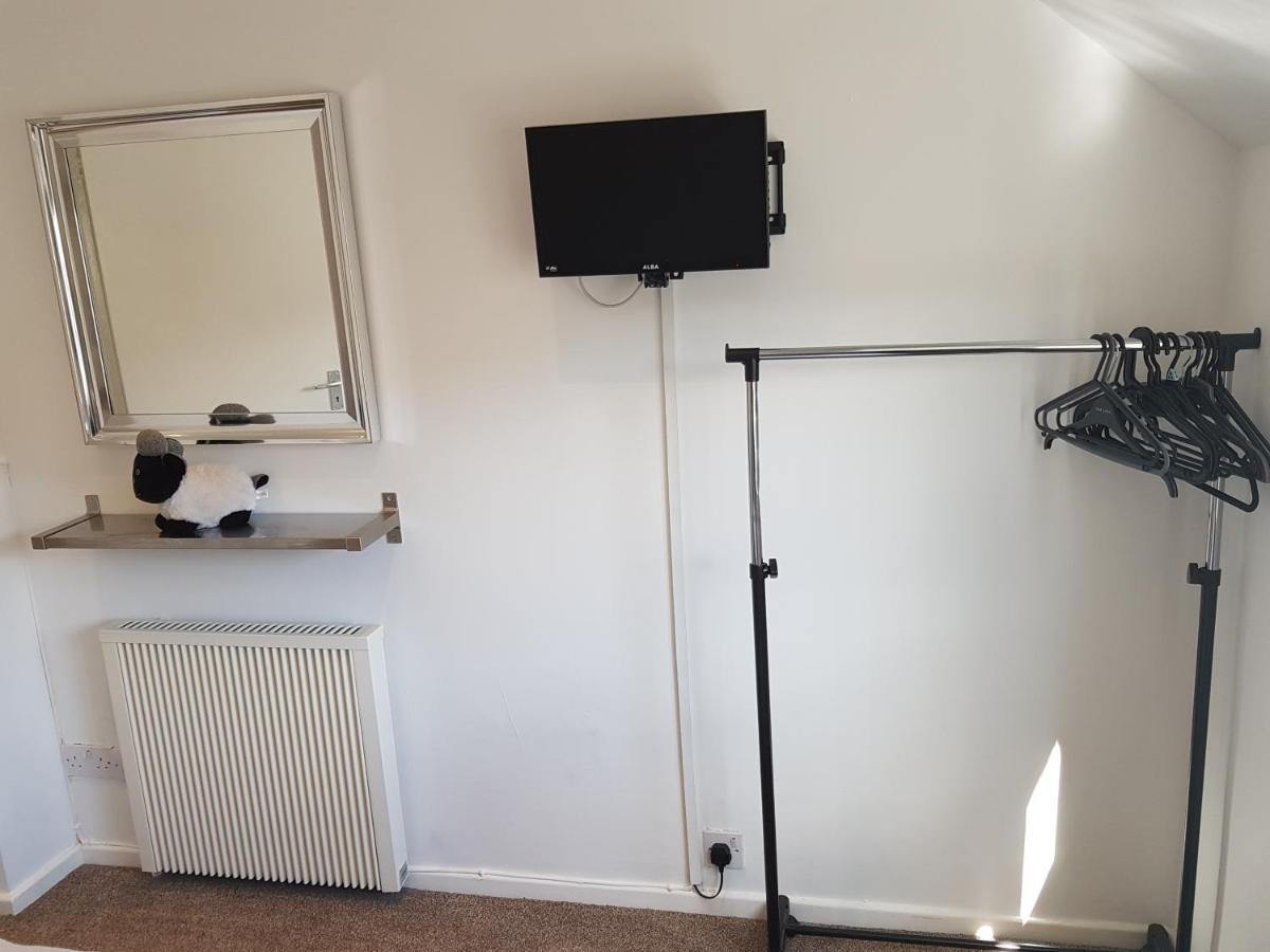 Bowness On Windermere, Lovely Apartment For 4 With Parking Екстериор снимка