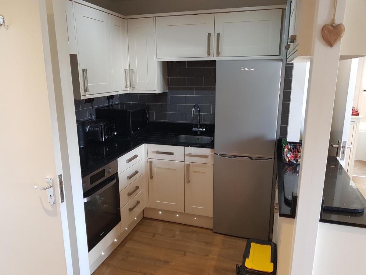 Bowness On Windermere, Lovely Apartment For 4 With Parking Екстериор снимка